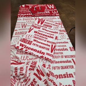 Wisconsin Badger Sheets, Twin Gently Used